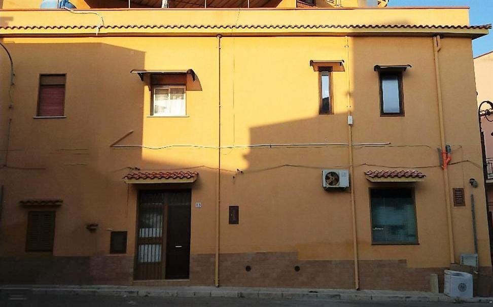 Casa Vacanza Trappeto Palermo 2 Lägenhet Exteriör bild