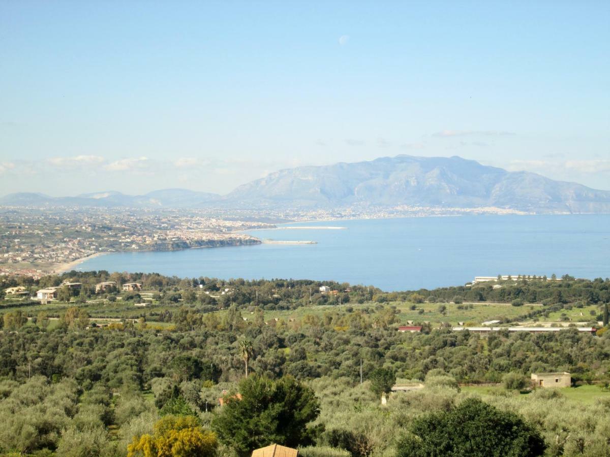 Casa Vacanza Trappeto Palermo 2 Lägenhet Exteriör bild